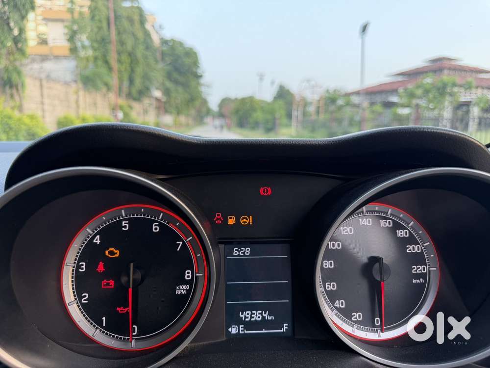 Maruti Suzuki Swift Vxi, 2021, Petrol