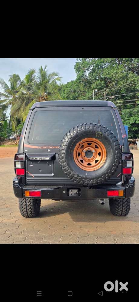 Mitsubishi Pajero Sfx 2010