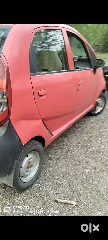 Tata Nano Xe 2011 पेट्रोल मैनुअल