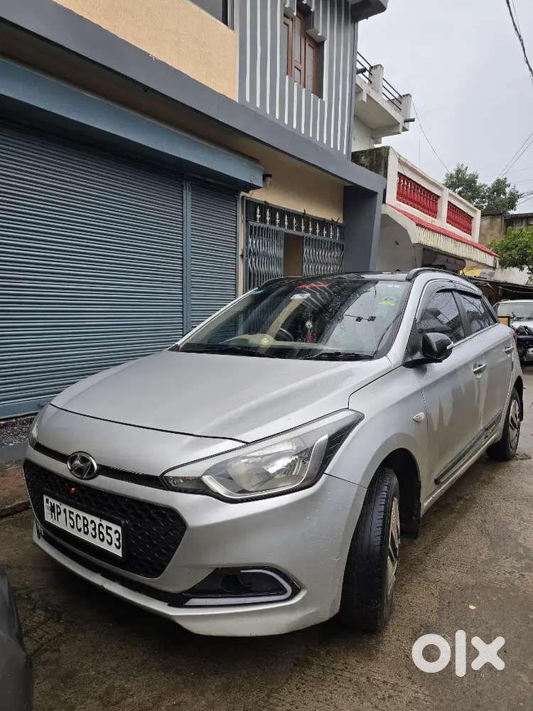 Hyundai Elite I20 2017 Petrol 80000 Km Driven