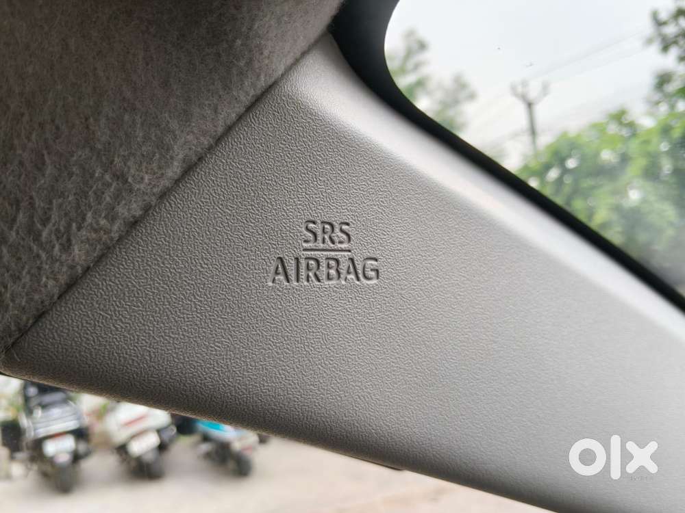 Toyota Innova Crysta 2.8 Zx At 7 Seater, 2017, Diesel