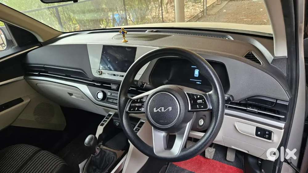 Kia Carens 2023 Petrol 12000 Km Driven