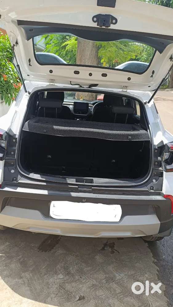 Renault Kiger Rxt,  Petrol , Manual , January 2022