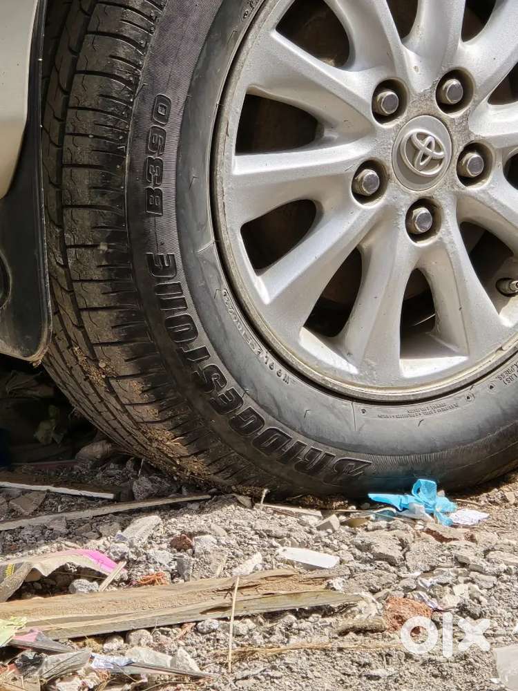 Toyota Innova 2012 Diesel Well Maintained