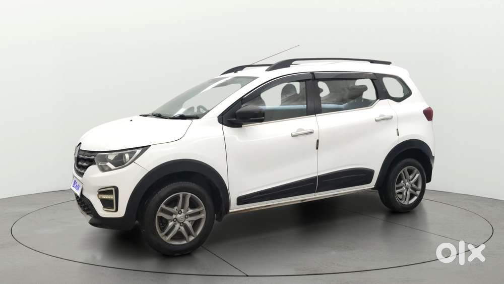 Renault Triber Rxz, 2022, Petrol