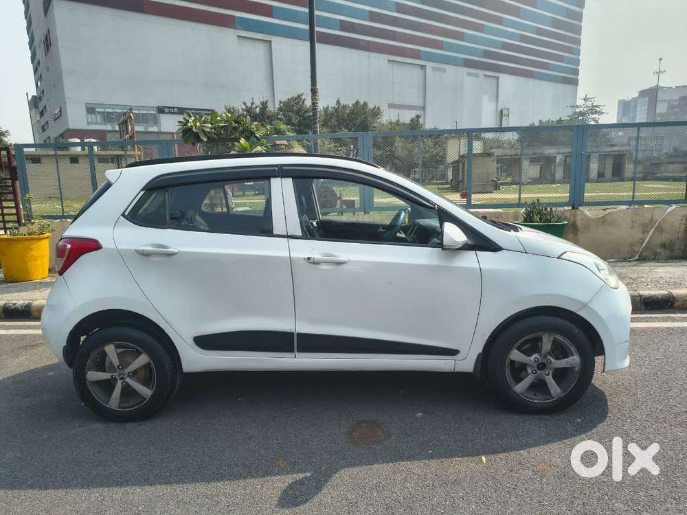 Hyundai Grand I10 Sportz Edition, 2017, Petrol