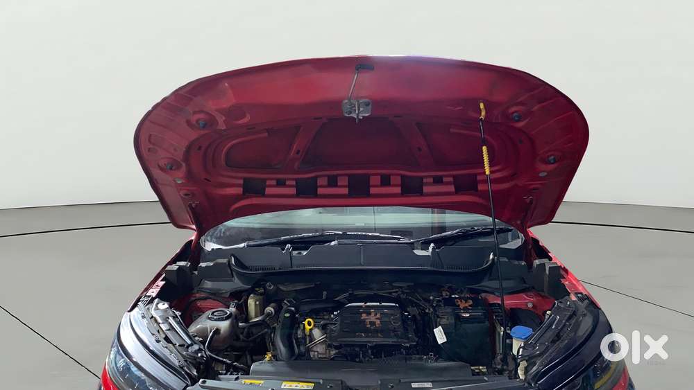 Skoda Kushaq Style 1.0l Tsi At, 2023, Petrol