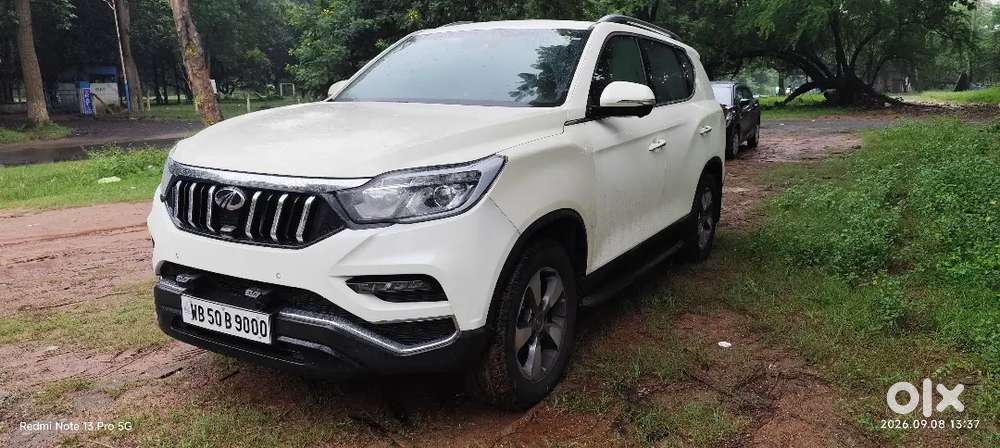 Mahindra Alturas G4 4wd 2019