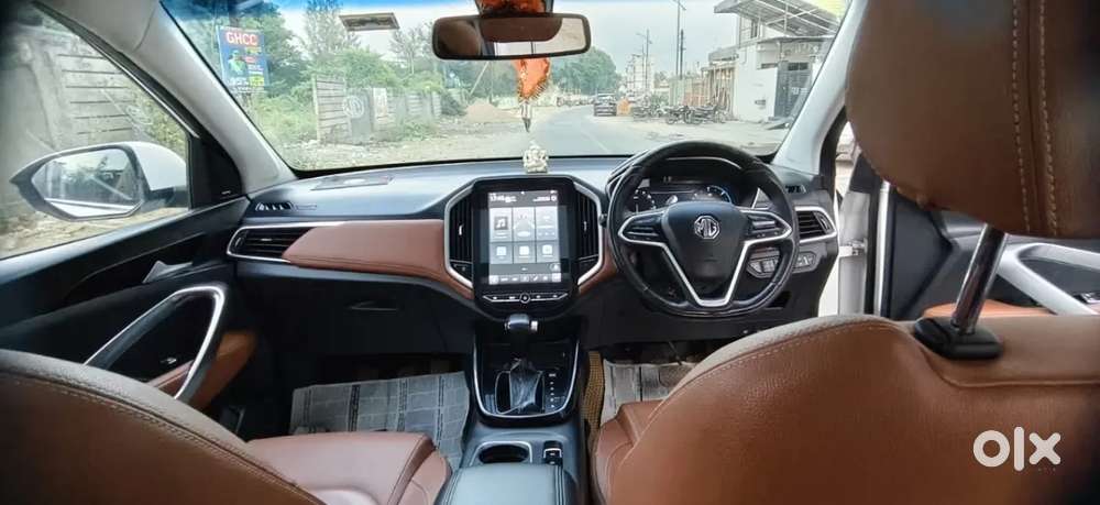 Mg Hector Plus 1.5 Sharp Turbo Cvt 6 Str, 2021, Petrol