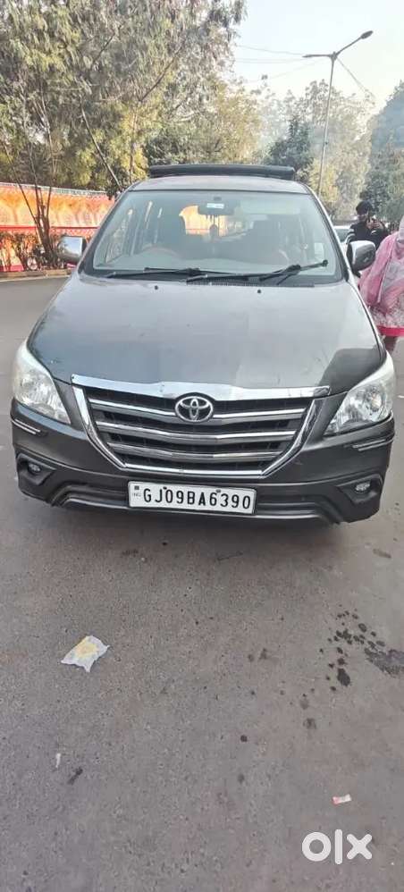Toyota Innova 2011
