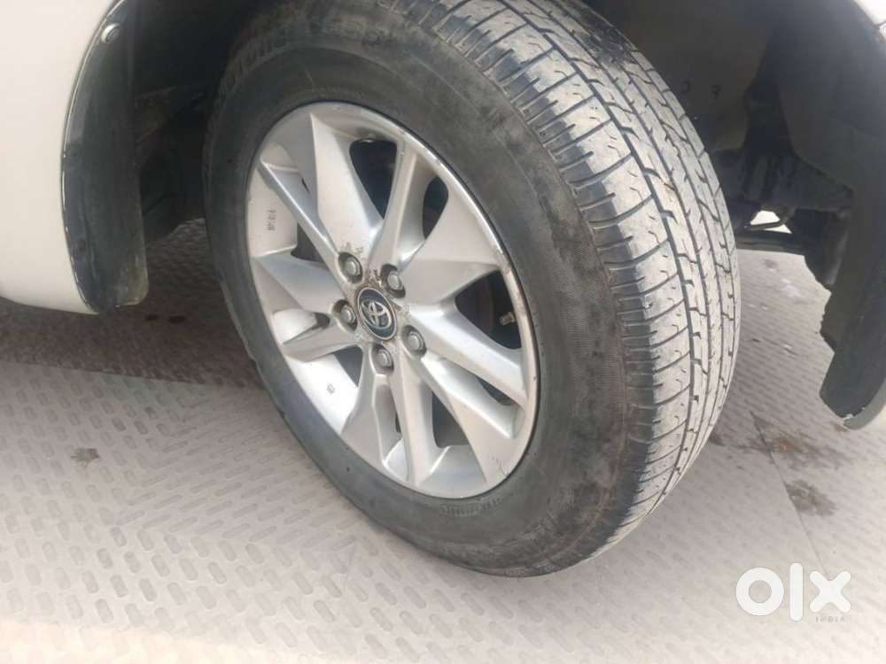 Toyota Innova Crysta 2.4 V, 2017, Diesel