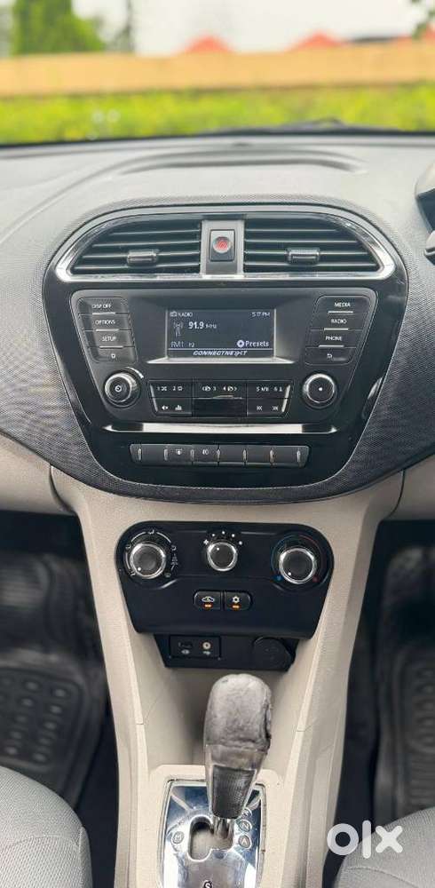Tata Tiago 1.2 Revotron Xza, 2018, Petrol