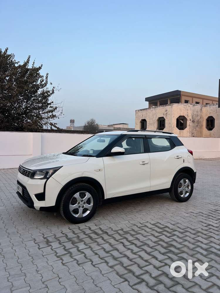 Mahindra Xuv300 W6, 2021, Petrol