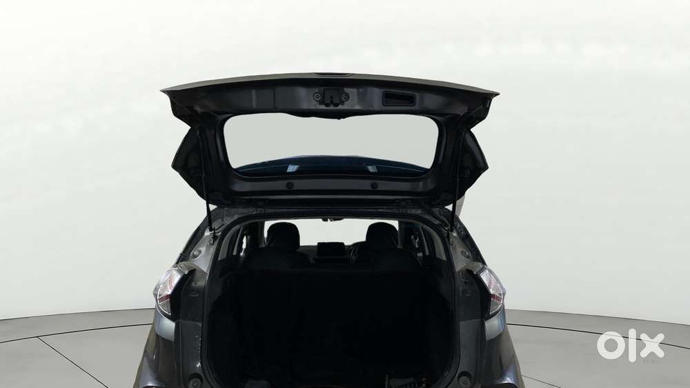 Tata Nexon 1.2 Revotron Xm (s), 2022, Petrol