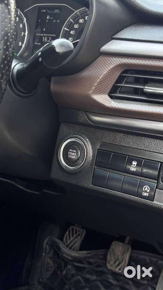 Maruti Suzuki Brezza, 2025, Petrol