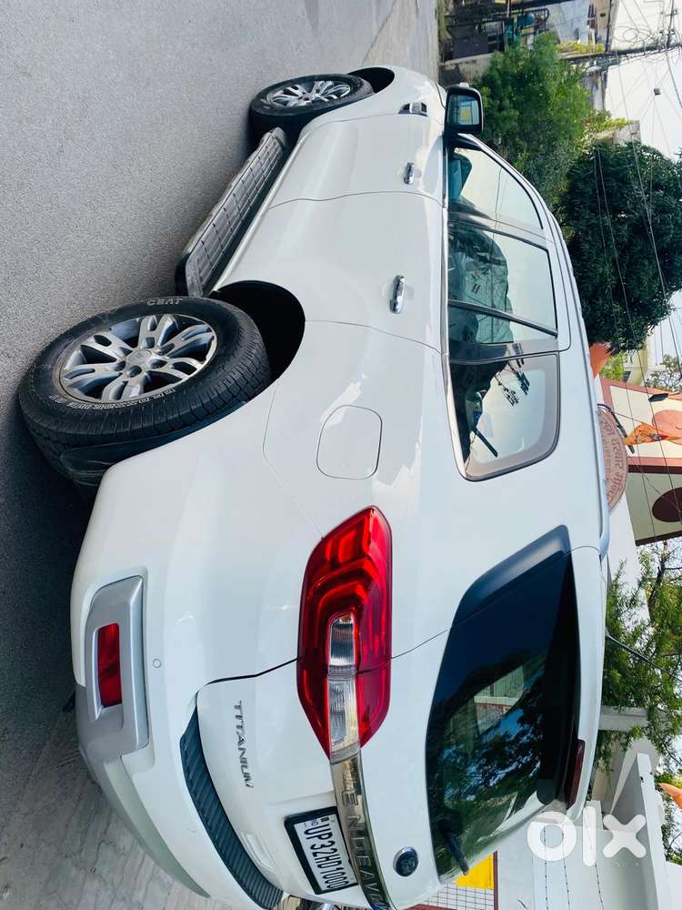 Ford Endeavour 3.2 Titanium At 4x4, 2017, Diesel