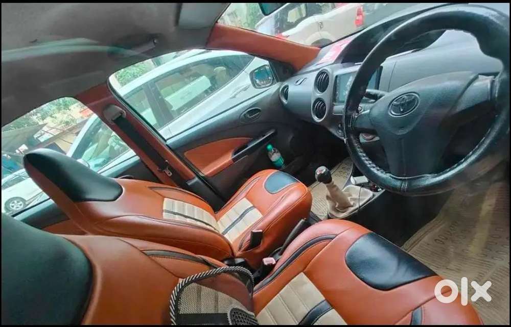 Toyota Etios 1.5 Prem 2012
