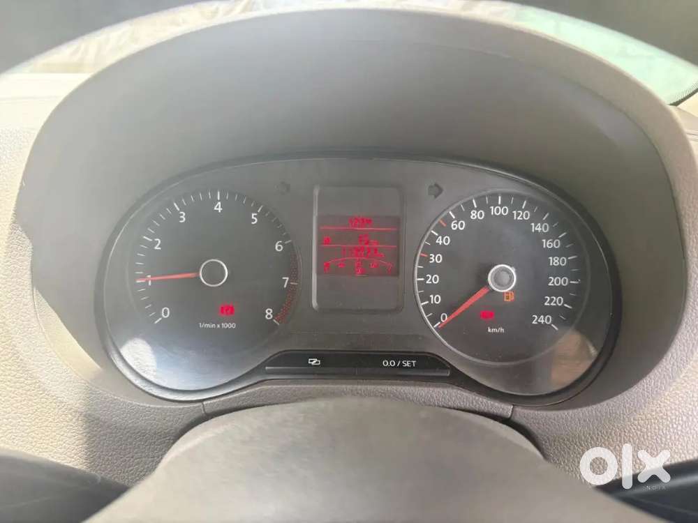 Urgent Sale - Volkswagen Vento Comfortline 2012 Edition