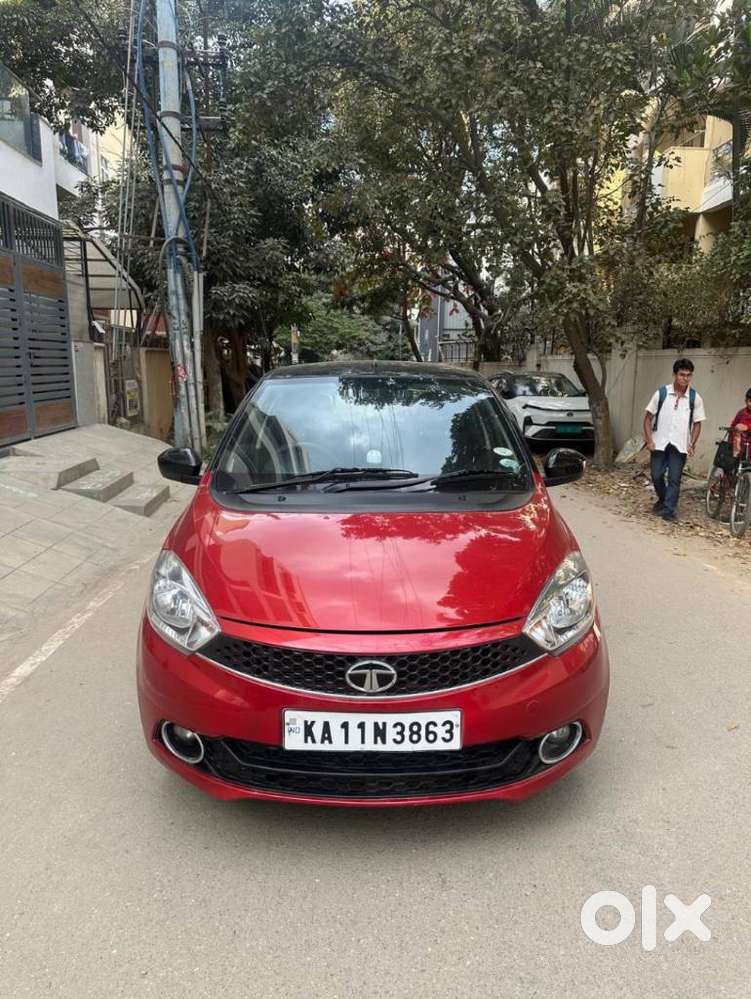 Tata Tiago Xe, 2019, Petrol