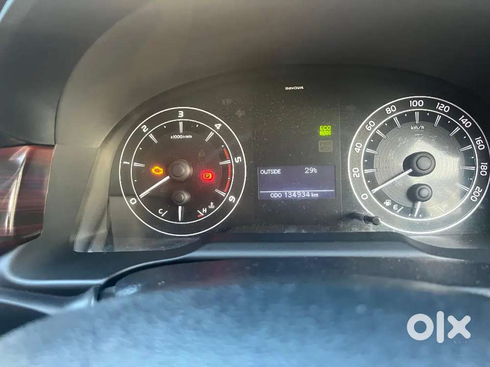 Toyota Innova Crysta 2018 Diesel Manual, Showroom Condition.