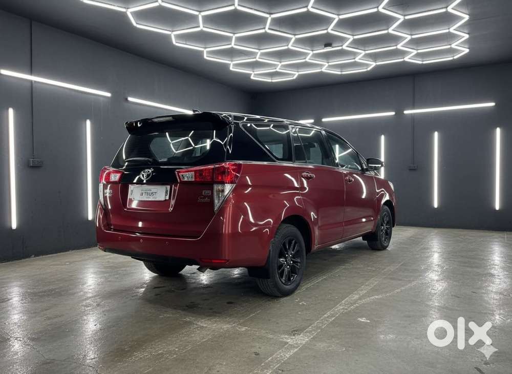 Toyota Innova Crysta 2.8 Gx At 7 Str, 2016, Diesel