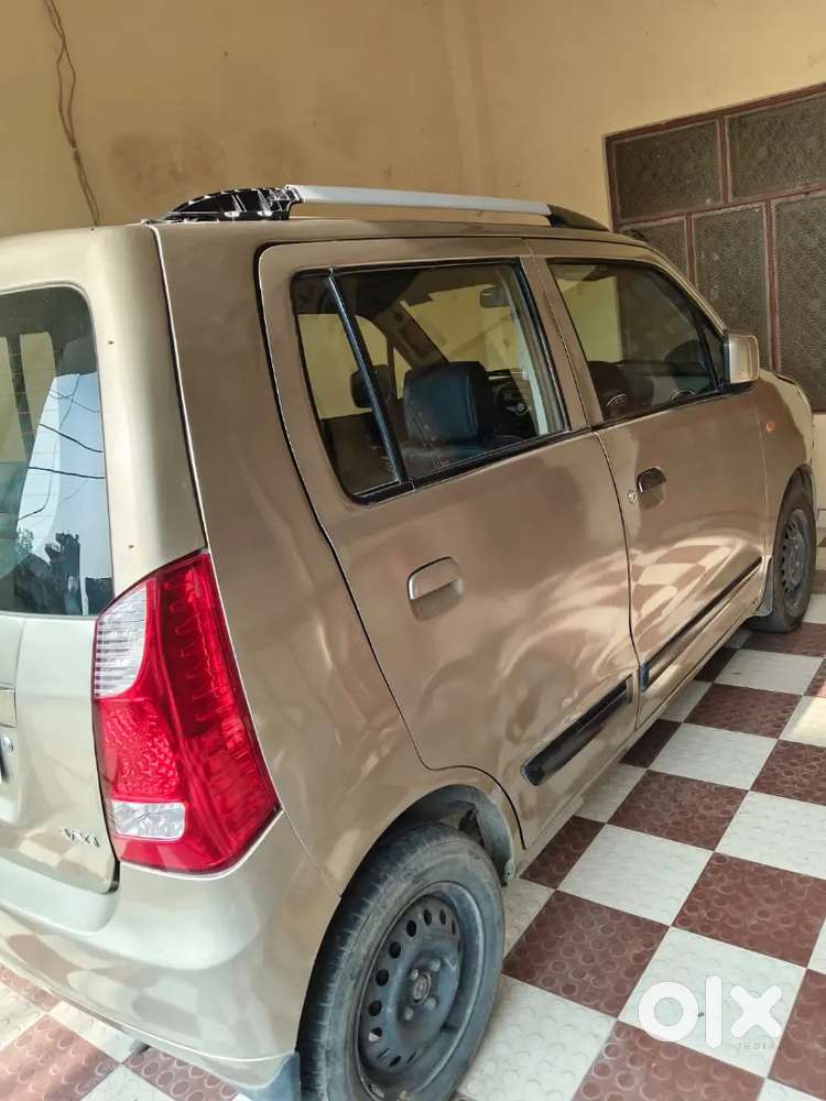 Wagon R 2015. Petrol