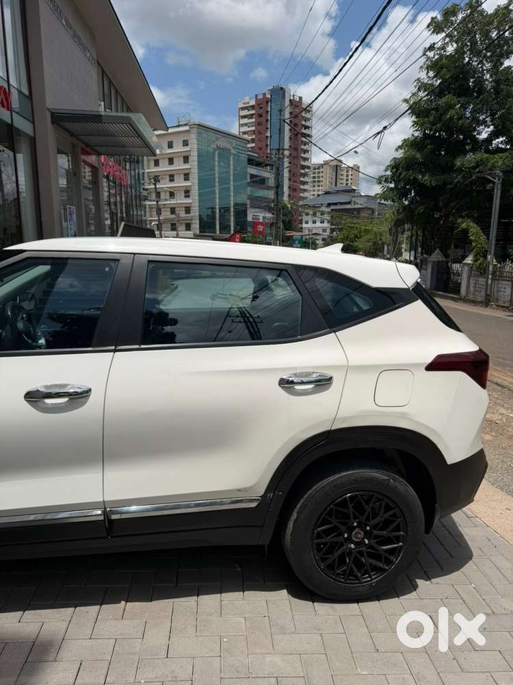 Kia Seltos Petrol 2021