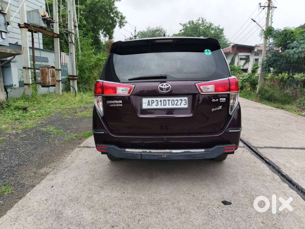 Toyota Innova Crysta 2.4 G Mt, 2016, Diesel