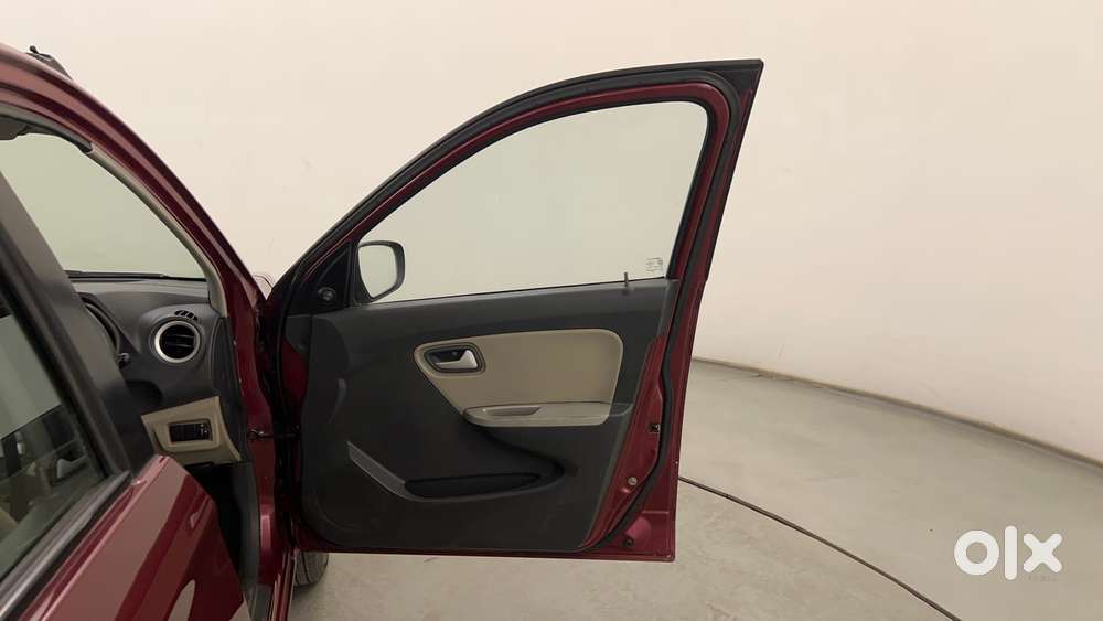 Maruti Suzuki Alto K10 1.0 Vxi Amt, 2015, Petrol