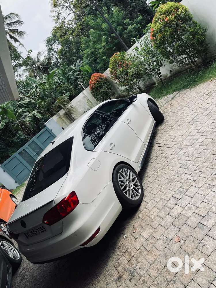 Volkswagen Jetta 2014 Petrol 100000 Km Driven