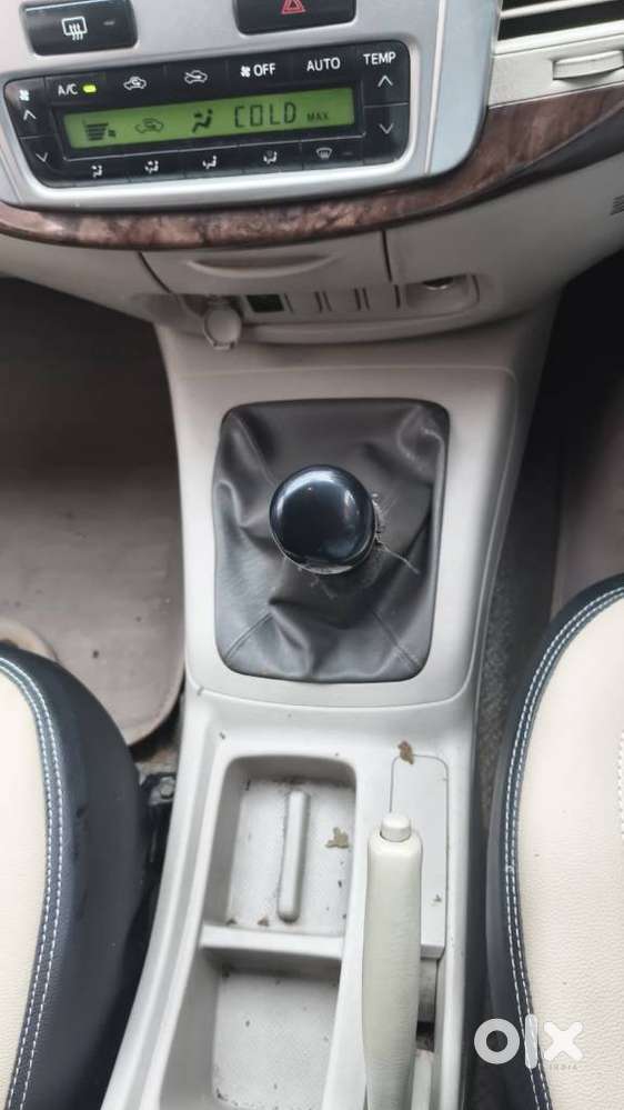 Toyota Innova 2.5 V 7 Str, 2013, Diesel