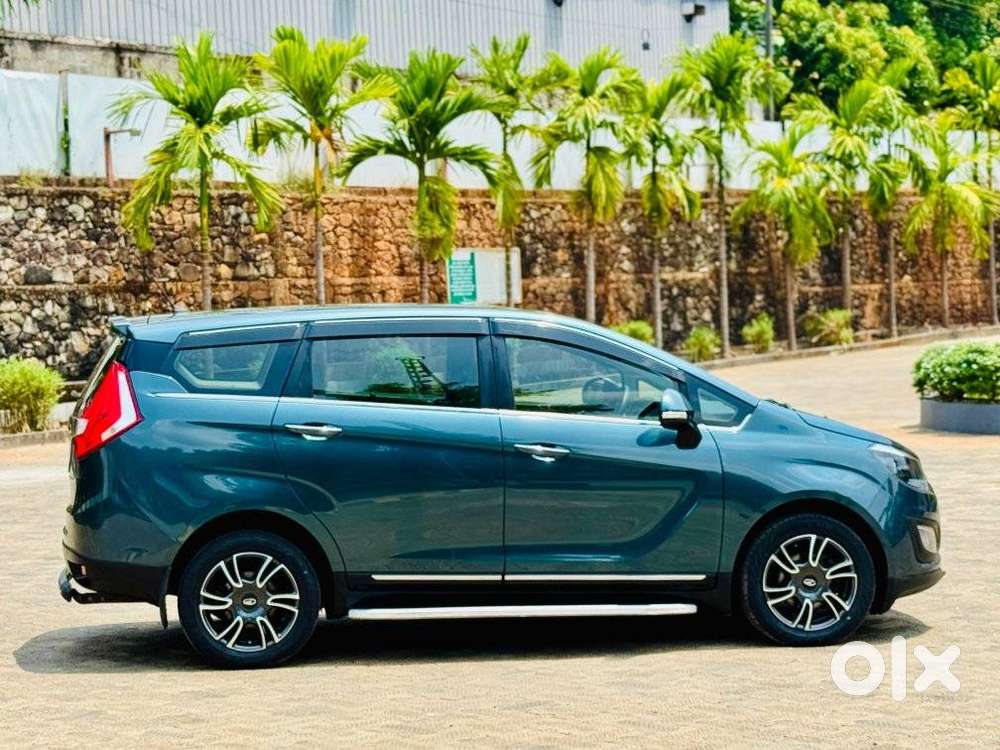 Mahindra Marazzo M8, 2019, Diesel