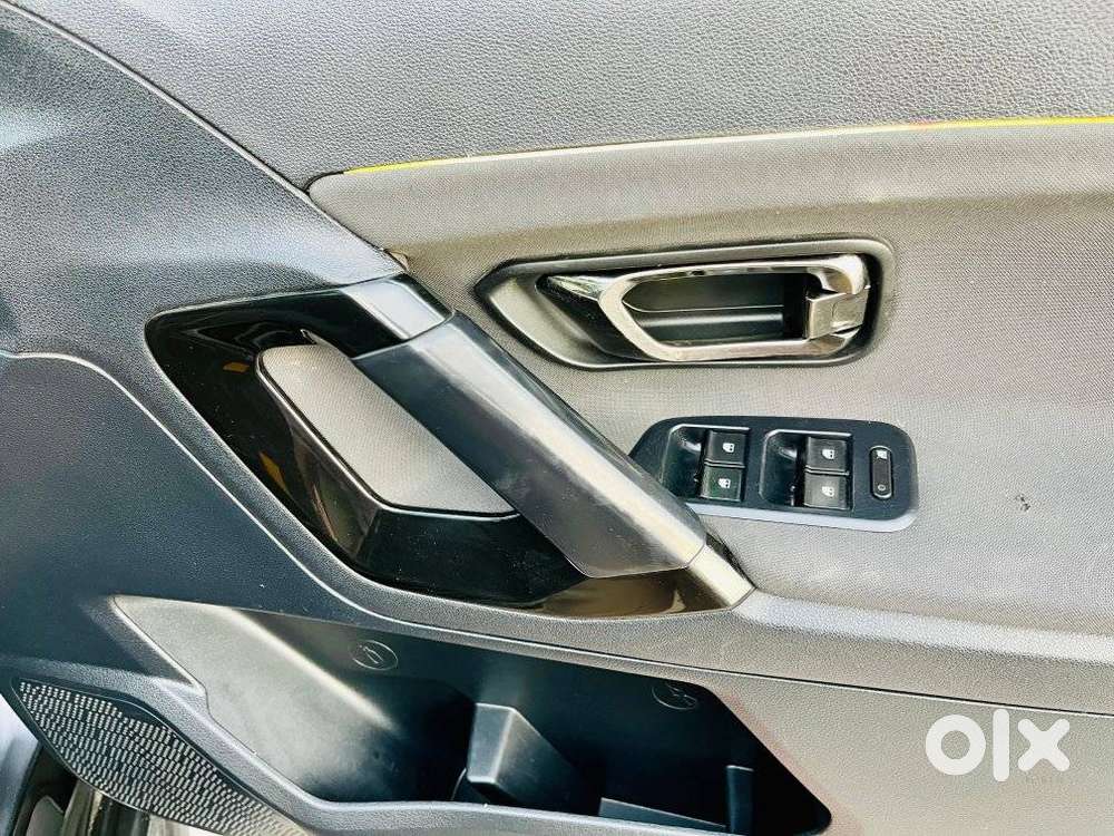Tata Harrier 2.0 Kryotec Xt Plus Dark Edition, 2021, Diesel
