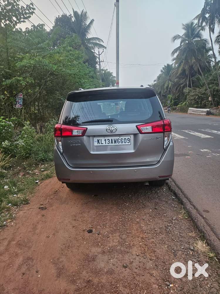 Toyota Innova Crysta 2016 2.8z Automatic