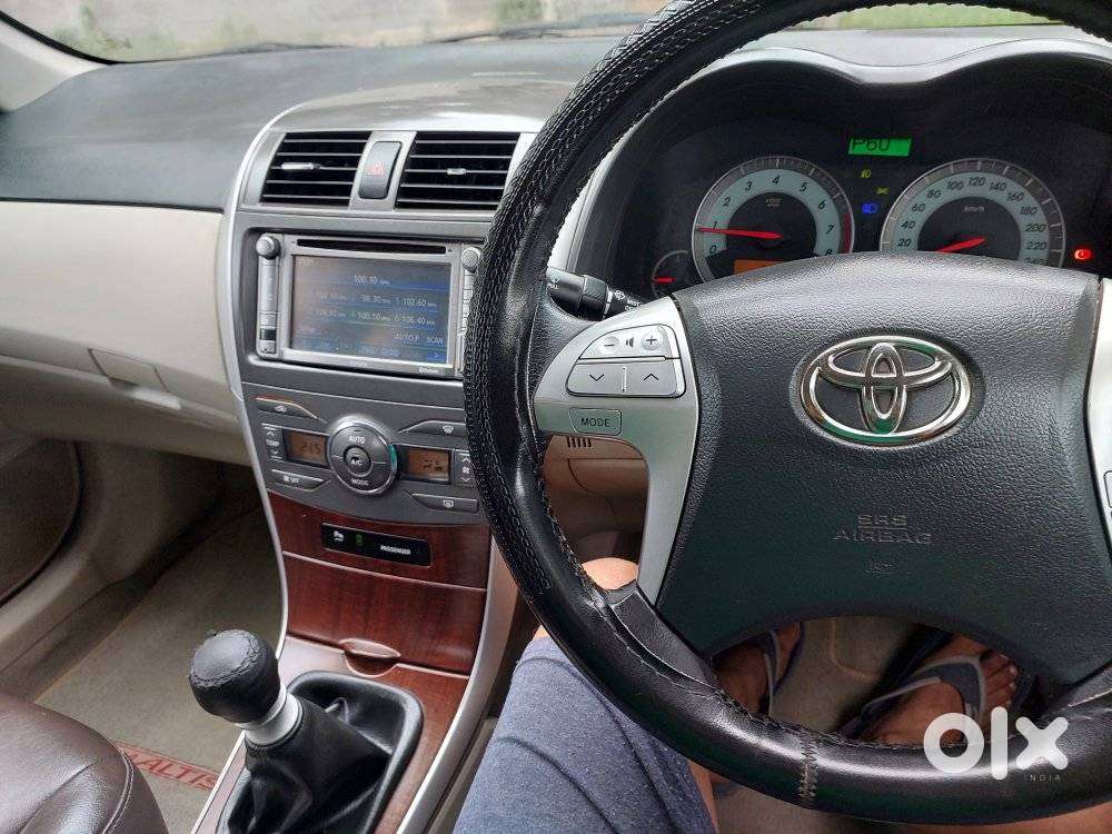Toyota Corolla Altis G, 2013, Petrol
