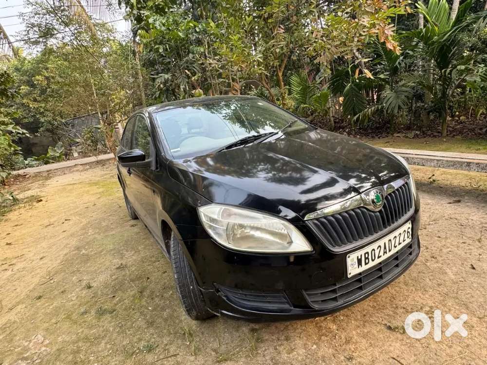 Skoda Rapid 1.6 Active 2013