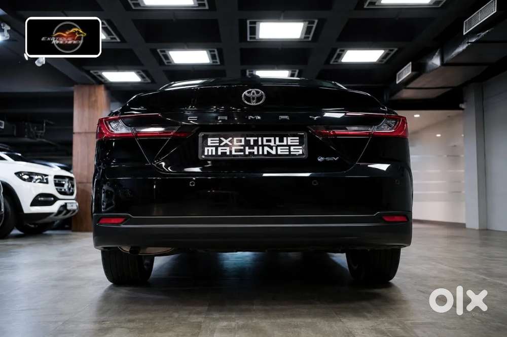 Toyota Camry, 2025, Petrol