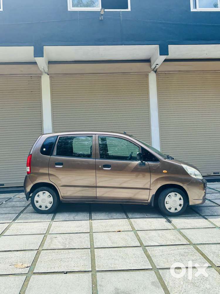 Maruti Suzuki Zen Estilo Lxi Bs Iv, 2011, Petrol
