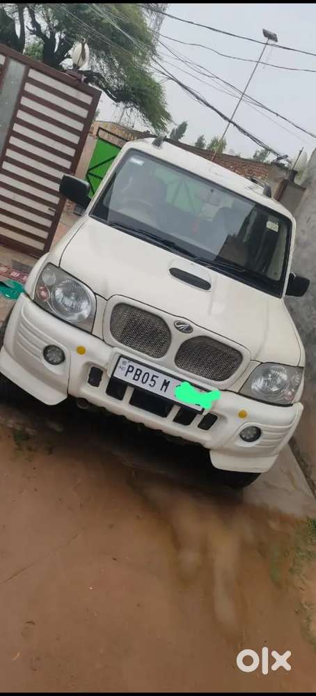 Mahindra Scorpio Classic 2006 Diesel 140000 Km Driven