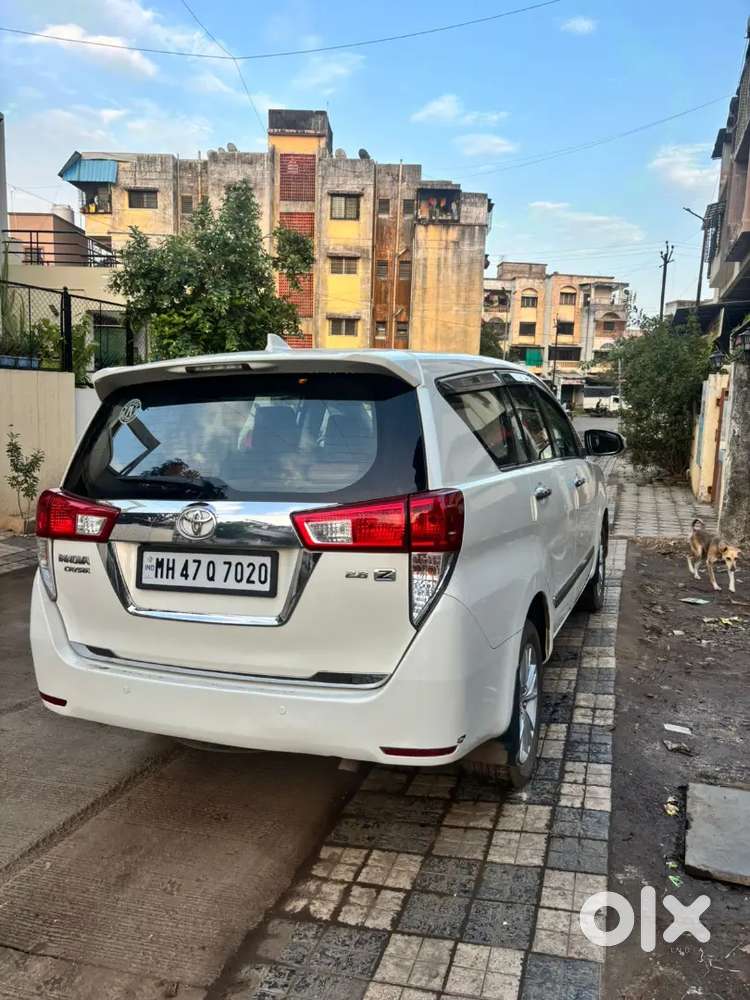 Toyota Innova Crysta Z 2016 Diesel Well Maintained