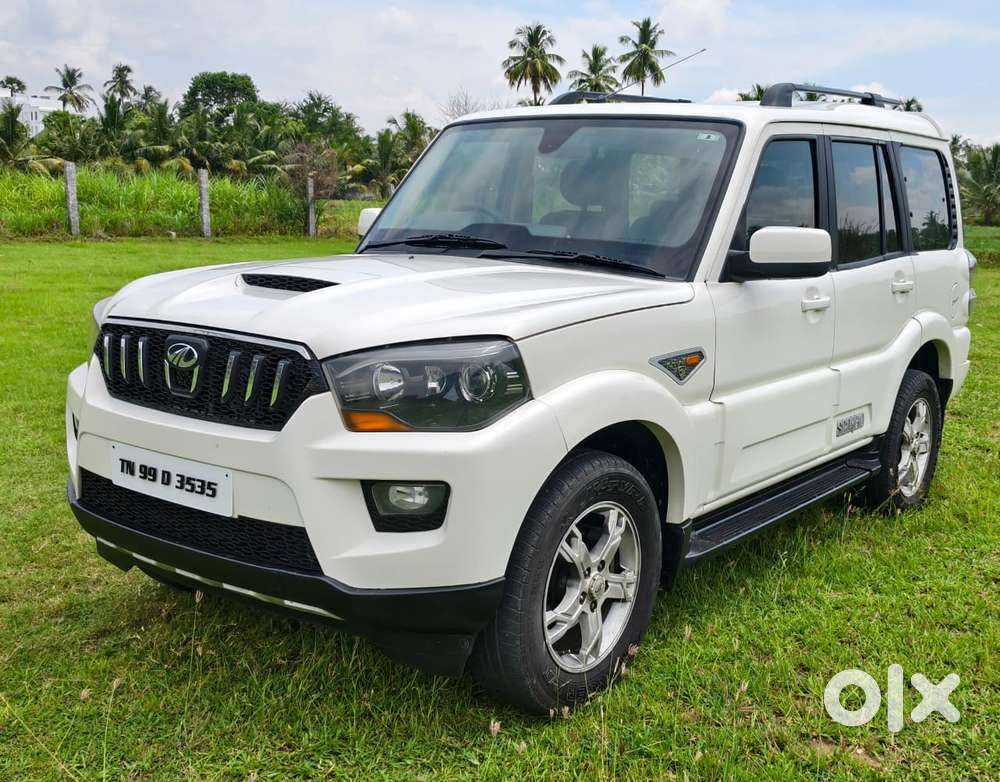 Mahindra Scorpio S10, 2015, Diesel