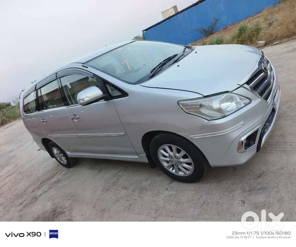 Toyota Innova 2012 Diesel Well Maintained