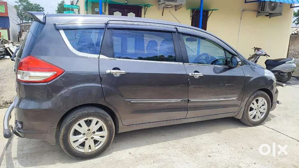 Maruti Suzuki Ertiga 2017 Diesel 144000 Km Driven
