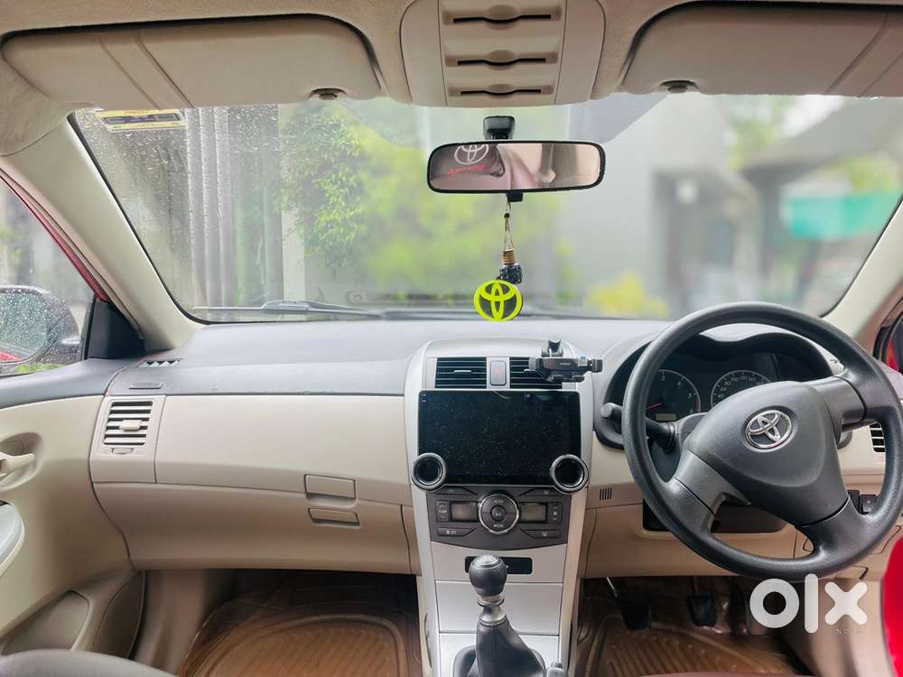 Toyota Corolla Altis 2011 Km Driven