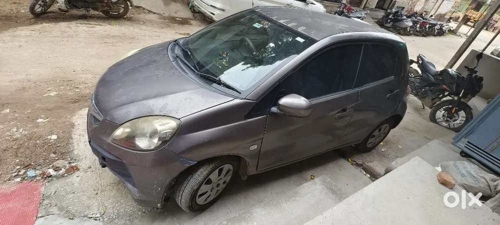 Honda Brio Mt 2016