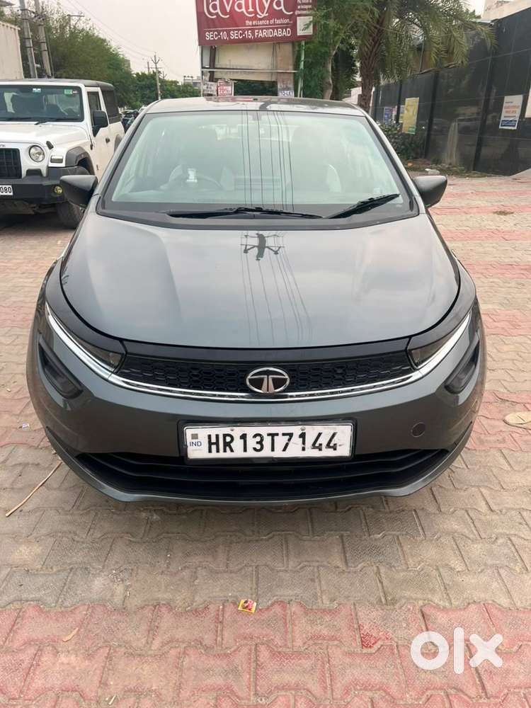 Tata Altroz Petrol 2023