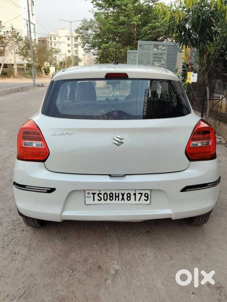 Maruti Suzuki Swift 1.2 Vxi Glory Edition, 2022, Petrol