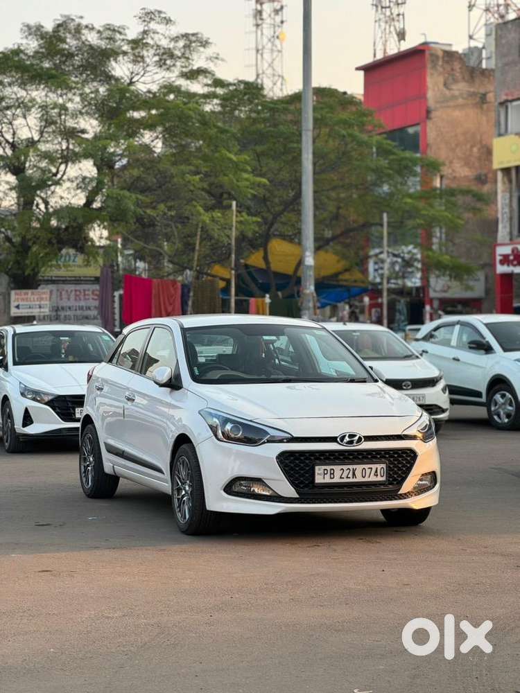 Hyundai Elite I20 Asta Push Button Start 2015 Diesel Well Maintained