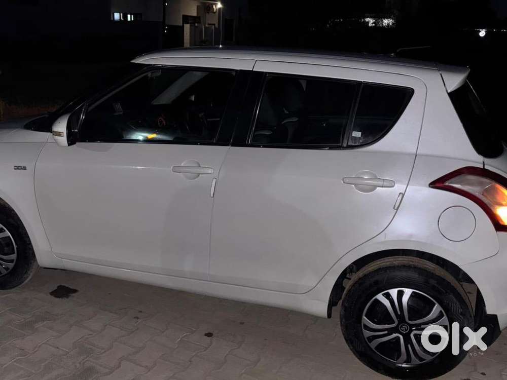 Maruti Suzuki Swift 2012 Diesel 88000 Km Driven