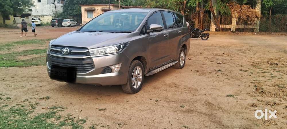 Toyota Innova Crysta 2017 Diesel 118000 Km Driven